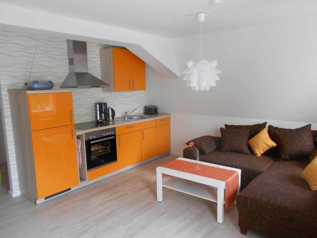 Ferienwohnungen Haus Glueckauf Kölpinsee Kamer foto